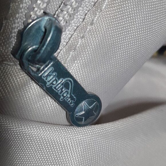 Kipling Crossbody Purse..."Callie"...EUC  - Picture 10 of 10